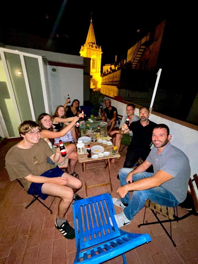 Hostal San Isidoro *